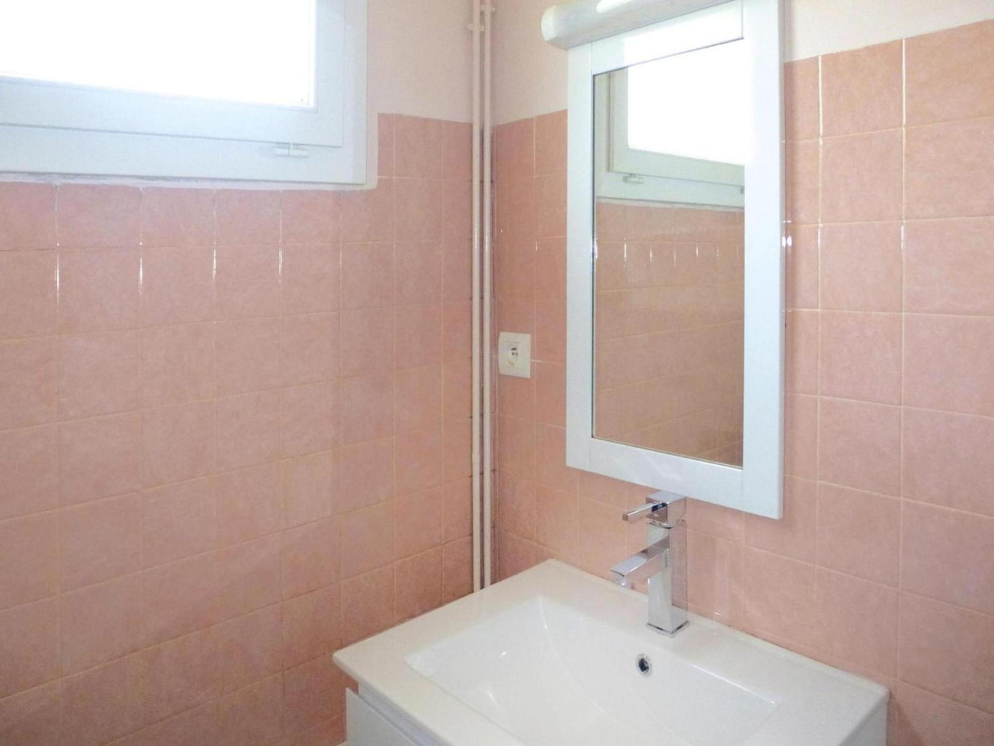 Holiday Home In A Quiet Location Near The Coast 普勒默尔博杜 外观 照片